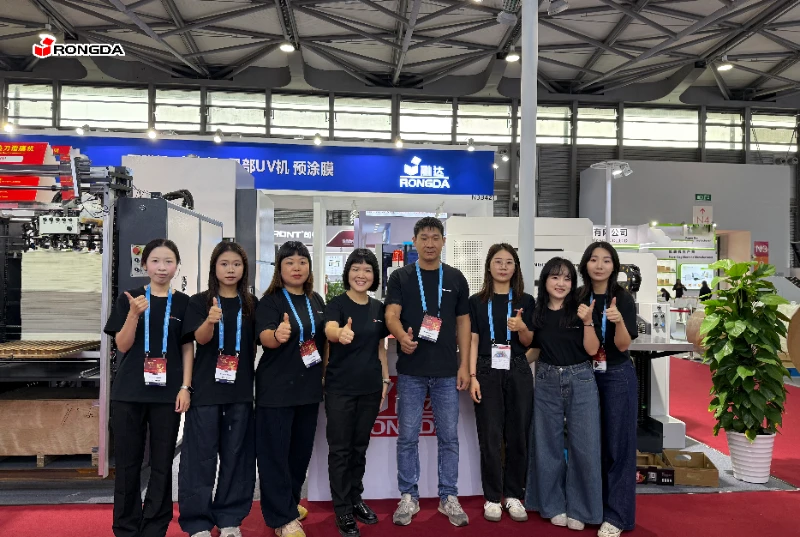 Automatic Case Maker Gains Customer Interest at All in Print Shanghai
